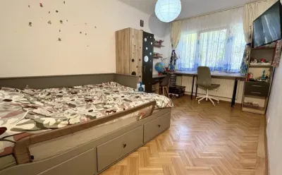 Vanzare Apartament 3 Camere Semidecomandat Berceni-Al.Terasei - foto 3