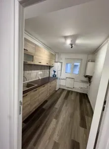 Inchiriere Apartament 4 Camere Decomandat Aparatorii Patriei-Soldanului - foto 2