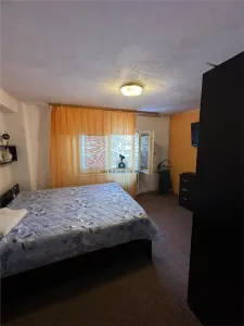 Apartament 4 Camere Decomandat Cercetatorilor - foto 3