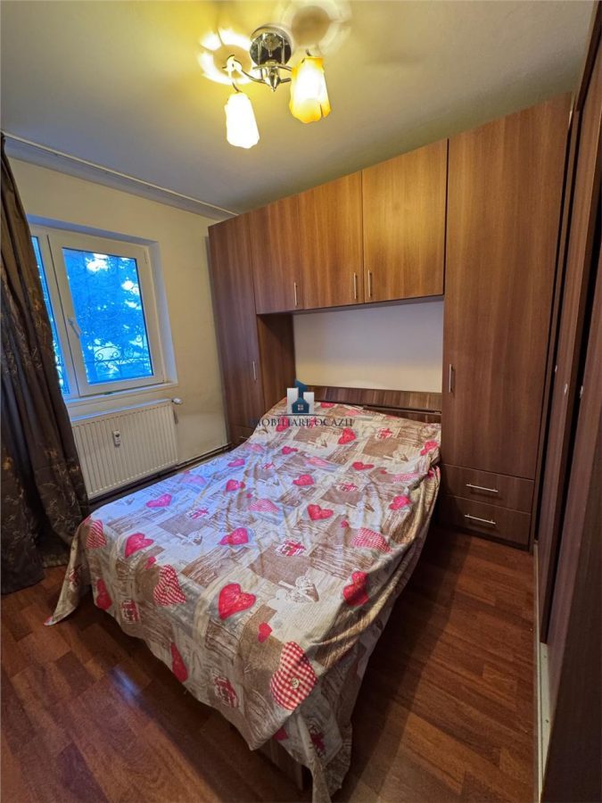 Apartament 2 camere cf 2 Semidecomandat Resita - Bucuresti