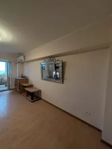 Inchiriere Apartament 3 Camere Decomandat Sos.Oltenitei - foto 4