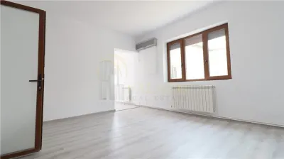 Apartament de 5 camere la casa, Bulevardul Independentei - foto 9