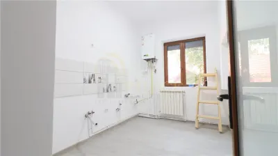 Apartament de 5 camere la casa, Bulevardul Independentei - foto 10