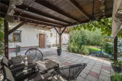 Vila deosebita  in zona rezidentiala Moara de Vant Iasi - foto 5