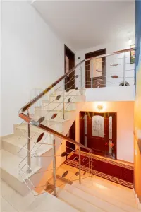 Casa deosebita cu facilitati premium in Tatarasi, Iasi – Eleganta, confort si intimitate - foto 8
