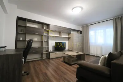 Apartament Hala Centrala, cu 2 camere, etaj 1, renovat - foto 2