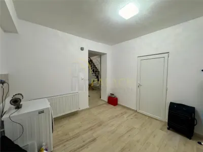 Vila unica in Iasi, tip London House – design rafinat si priveliste spectaculoasa - foto 23