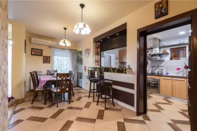 Vila individuala premium, cu personalitate si gradina matura, Bucium, Iasi - foto 19