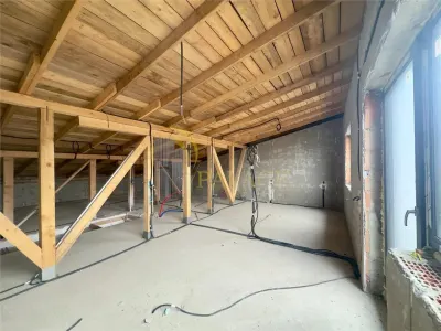 Casa noua cu mansarda si panorama deosebita in Valea Lupului. - foto 14