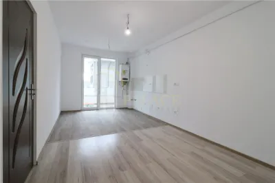 Apartament cu 4 camere, 89 mp PACURARI ALPHA BANK - foto 2