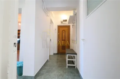 Apartament de 3 camere Decomandat, Hala centrala - foto 15