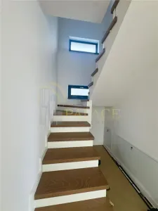 Casa noua, 4 camere Bucium, priveliste spectaculoasa. - foto 7
