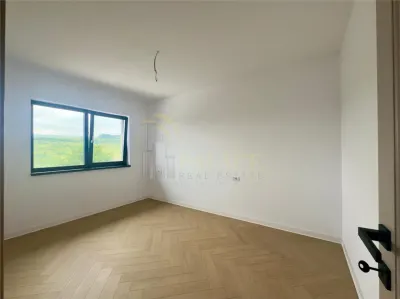 Casa noua, 4 camere Bucium, priveliste spectaculoasa. - foto 10