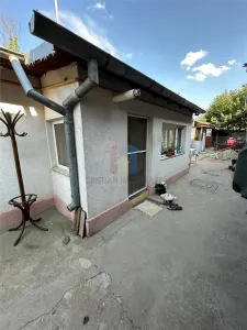 Casa 3 cam teren  239mp 82mp utili Islaz - Plantelor - foto 2