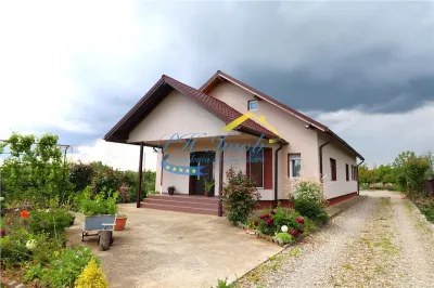 Casa de vanzare Banesti, Prahova - foto 1