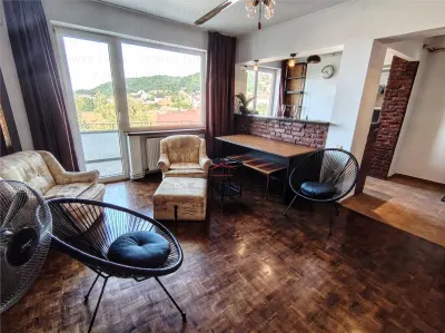 APARTAMENT 2 CAMERE, ULTRACENTRAL VIZAVI DE TEATRUL SICA ALEXANDRESCU - foto 2