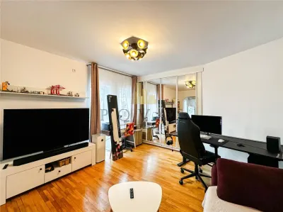 Vanzare Apartament 2 Camere Cotroceni - Eroilor - foto 12