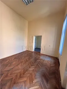 SPATIU PENTRU BIROURI - ZONA ULTRACENTRALA - CENTRALA PROPRIE - 24 MP - foto 2