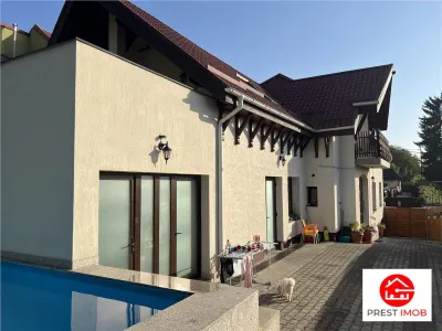 Casa de inchiriat in zona Moca de 380 mp utili, cu piscina si curte de 733 mp - Targu Mures