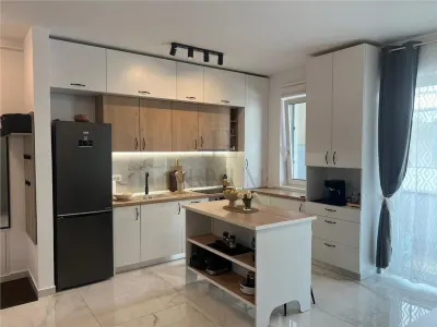 BRAYTIM - 2 CAMERE - ETAJ INTERMEDIAR - MOBILAT SI UTILAT - ZONA EXCELENTA - Giroc