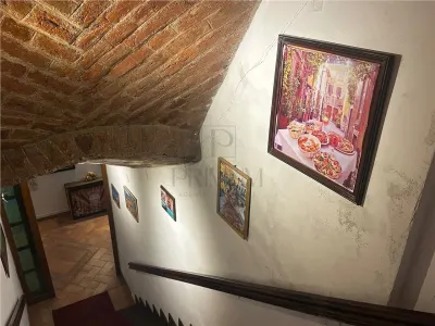 SPATIU COMERCIAL -  ZONA ULTRACENTRALA - 4 PUNCTE DE ACCES - TRIFAZIC - 380MP - AUTORIZAT ISU - foto 12