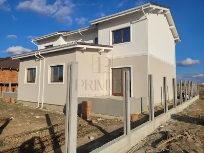 Duplex nou - 3 dormitoare - toate utilitatile - posibilitate alegere finisaje - foto 2