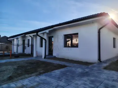 Moșnița Nouă- Urseni | Duplex cu 300 mp teren | 2 dormitoare - foto 3