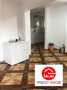 De inchiriat parterul unei case in Sancrai - foto 7