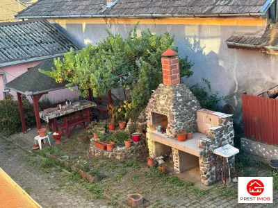 Casa independenta , vintage de vanzare , 300 mp cu teren de 1493 mp Sancrariul de Mures - foto 13