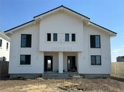 DUPLEX ELEGANT - MOSNITA -ZONA EXCELENTA -SPATIOS - foto 1