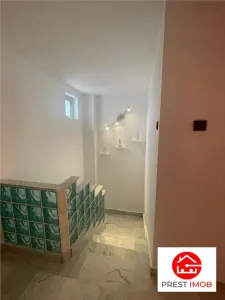 Penthouse pe 3 nivele de inchiriat in zona centrala - foto 19