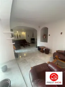 Penthouse pe 3 nivele de inchiriat in zona centrala - foto 3