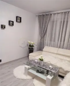 SPITALUL JUDETEAN - 3 cam -  centrala proprie -  RENOVAT LUX - foto 3