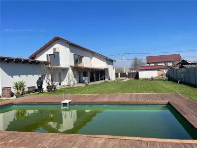 RONAT - Casa Individuala - 6 cam - 3 bai - Piscina - Terasa - Garaj 56mp - Panouri Fotovoltaice - Timisoara