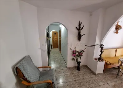 ARADULUI - BLOC IZOLAT - 3 Camere - Centrala proprie - Clima - Boxa - ETAJ 3 - foto 3
