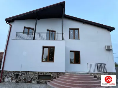 De inchiriat spatiu birouri, 10 birouri , 4 bai, garaj, 4 bai si teren 10 arii,Sancraiul de Mures - foto 23