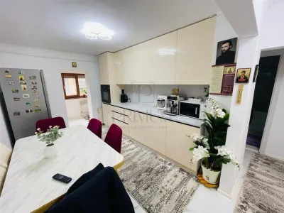 LIPOVEI - PARTER INALT - 3 camere - 2 bai - balcon - centrala proprie - clima - BOXA - foto 2