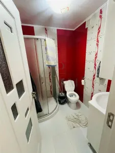 LIPOVEI - PARTER INALT - 3 camere - 2 bai - balcon - centrala proprie - clima - BOXA - foto 7