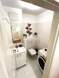 MIRCEA CEL BATRAN - 3 camere - 2 bai - debara - balcon - centrala proprie - BOXA CF - foto 8