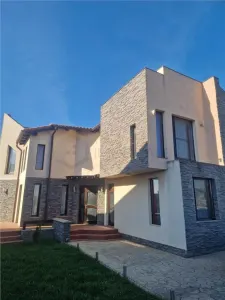 CASA INDIVIDUALA - ZONA LIDL - 224 MP UTILI - TOATE UTILITATILE - foto 3