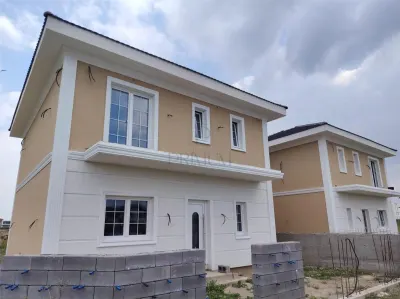 Duplex despartit prin C.T. - dormitor la parter - 3 bai - zona excelenta - foto 2