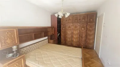 SOARELUI - 3 CAM - DECOMANDAT - BAIE RENOVATA - ETAJ 2 - BLOC IZOLAT - ZONA LINISTITA - foto 4