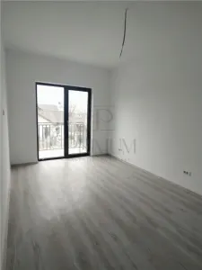 Duplex 5 camere - bucatarie inchisa - finalizat - dormitor la parter - foto 7