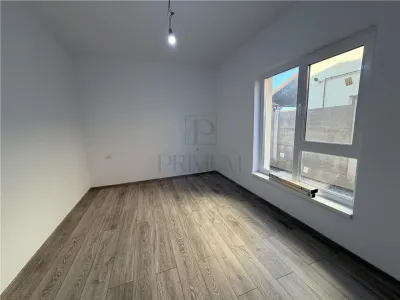 Duplex finalizat - 2 bai - langa asfalt - foto 7