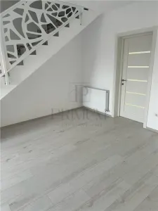 Duplex de calitate - proiect modern   - spatii generoase - foto 9