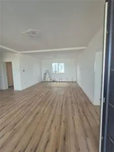 Casa individuala superba - zona linistita - bucatarie inchisa-  finisaje premium - foto 3