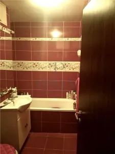 ARADULUI - BLOC IZOLAT - PARTER INALT - 4 camere - 2 bai - 3 balcoane - centrala proprie - clima - foto 6