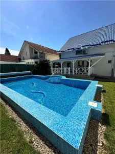 GIROCULUI - CASA INDIVIDUALA - PISCINA  INCALZITA - SAUNA - GARAJ - PANOURI SOLARE - Timisoara