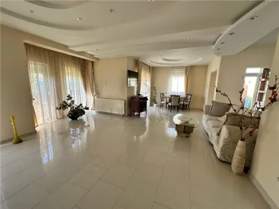 GIROCULUI - CASA INDIVIDUALA - PISCINA  INCALZITA - SAUNA - GARAJ - PANOURI SOLARE - foto 18