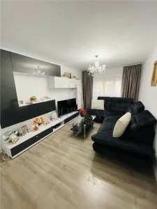 LIPOVEI - PARTER INALT - 3 camere - 2 bai - balcon - centrala proprie - clima - BOXA - foto 2